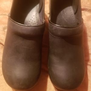 Dansko suze 40 black cloggs